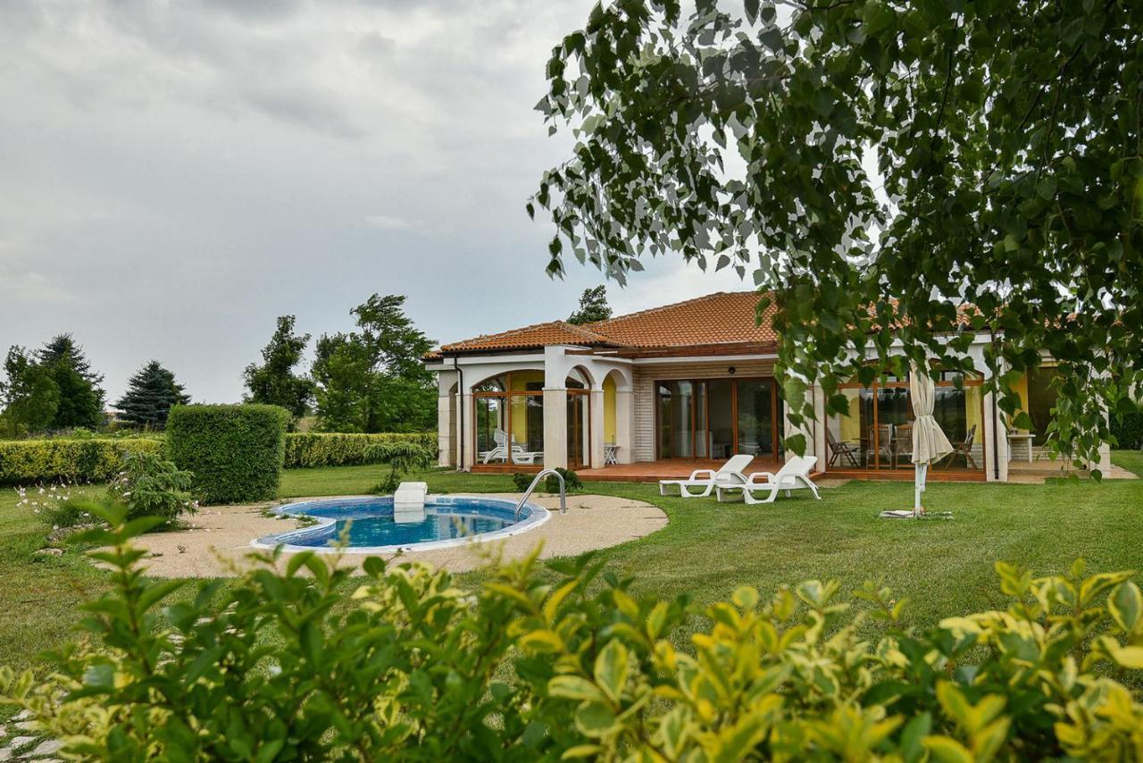 Lighthouse Golf Apart Complex&Villas Balchik Exterior photo