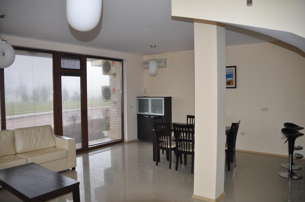 Lighthouse Golf Apart Complex&Villas Balchik Room photo