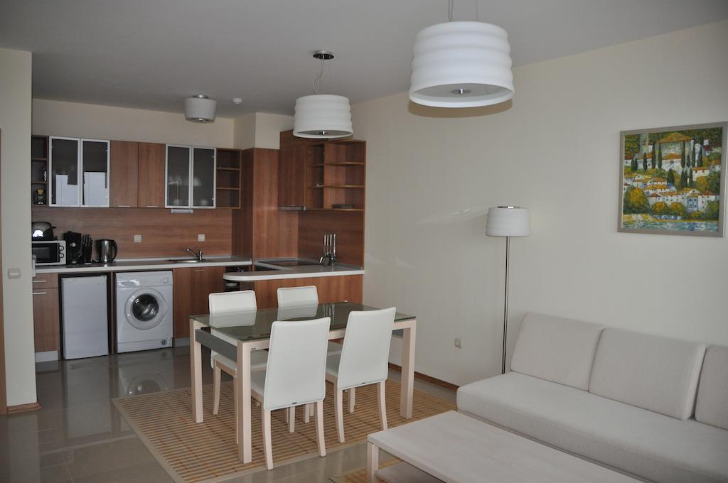 Lighthouse Golf Apart Complex&Villas Balchik Room photo